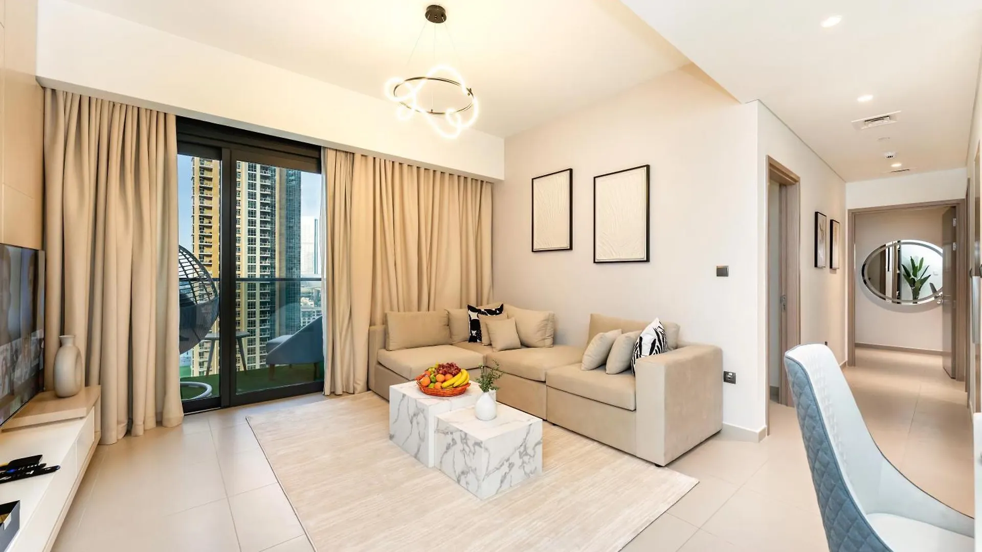 Exquisite 2 Bedroom Apartment I Burj Khalifa & Fountain Views I Free Gym, Pool, Parking, Wi-Fi And Ps5 I By Skyline Serenity Dubái